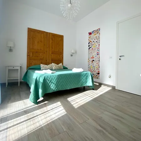 Via Siracusa 5 بيت ضيافة